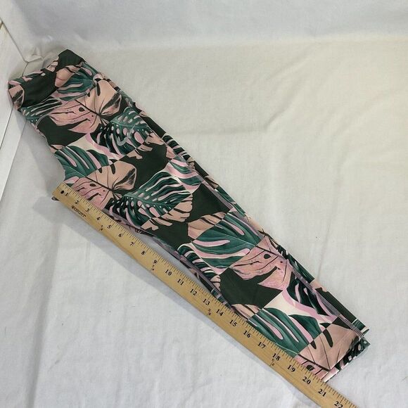 New Nike Dri Fit Activewear Cropped Pant Legging Pink Leaf Women's Medium - Picture 8 of 9